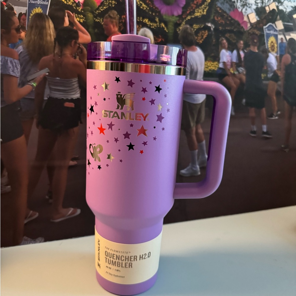 Stanley x Olivia Rodrigo 40oz Quencher